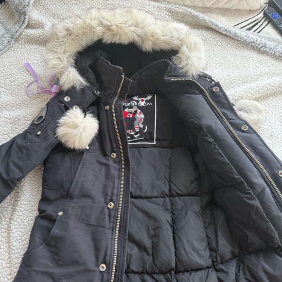 Moose Knuckles Original Stirling Shearling Trim Parka – Women’s XS - Picture 3 of 5